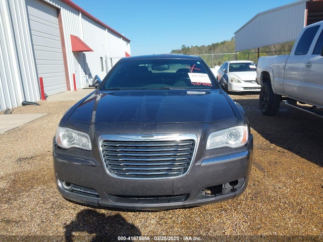 2C3CCAAG2EH327934 Chrysler 300
