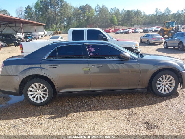 2C3CCAAG2EH327934 Chrysler 300