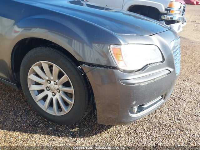 2C3CCAAG2EH327934 Chrysler 300