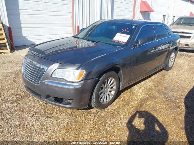 2C3CCAAG2EH327934 Chrysler 300