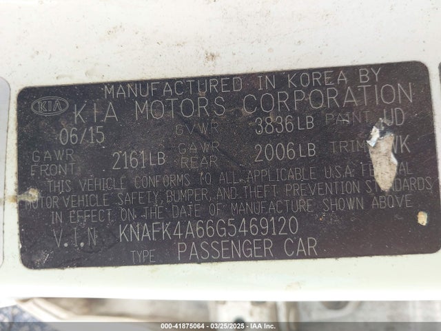 KNAFK4A66G5469120 KIA FORTE LX