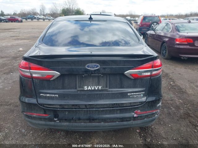 3FA6P0RU4KR202960 Ford Fusion Hybrid Titanium