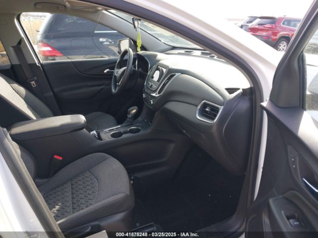 3GNAXUEV5NL305278 Chevrolet Equinox Awd Lt
