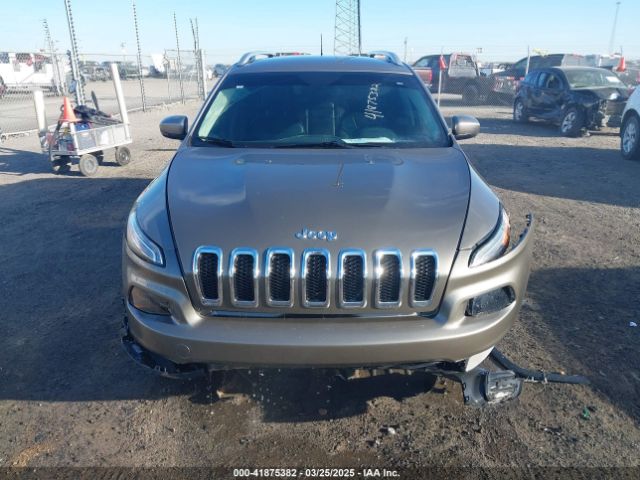 1C4PJMLB7JD576453 Jeep Cherokee Latitude Plus 4x4