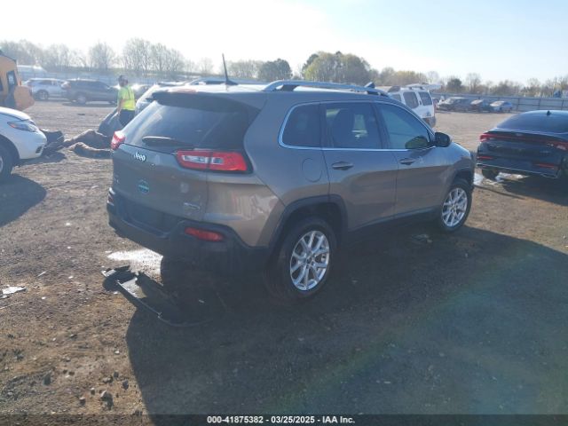 1C4PJMLB7JD576453 Jeep Cherokee Latitude Plus 4x4
