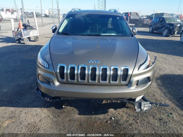 1C4PJMLB7JD576453 Jeep Cherokee Latitude Plus 4x4