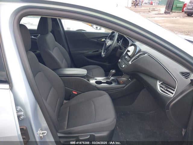 1G1ZD5ST8JF114187 Chevrolet MALIBU LT