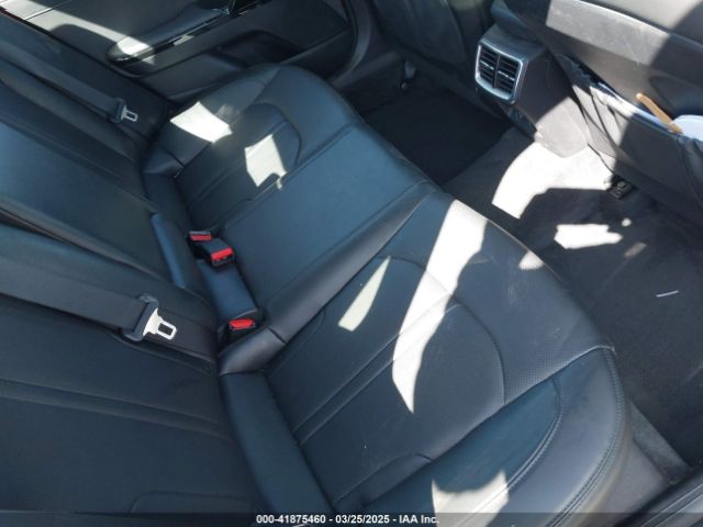 5XXG34J2XMG043956 KIA K5 EX