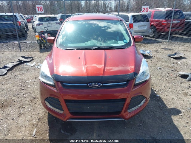 1FMCU9G90GUA31564 Ford ESCAPE SE