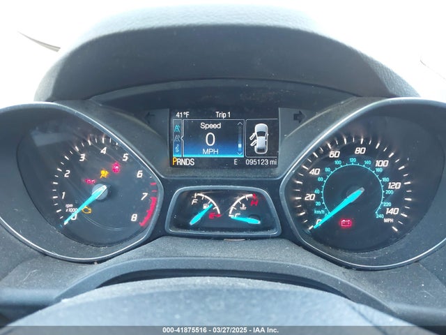 1FMCU9G90GUA31564 Ford ESCAPE SE