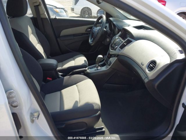 1G1PA5SHXE7399812 Chevrolet Cruze Ls Auto