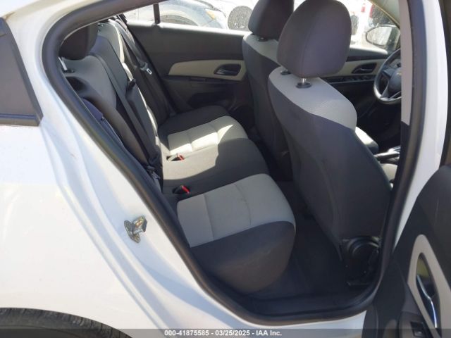 1G1PA5SHXE7399812 Chevrolet Cruze Ls Auto