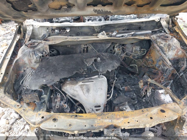 4T1BF1FK0HU439785 Toyota CAMRY SE