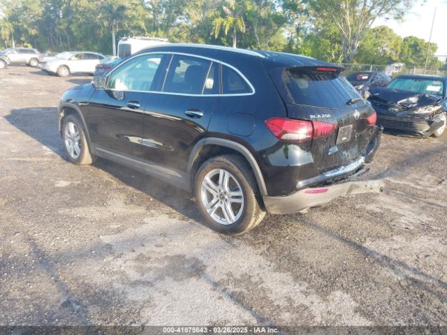 2022 MERCEDES-BENZ GLA 250 W1N4N4GBXNJ369251 Photo 2