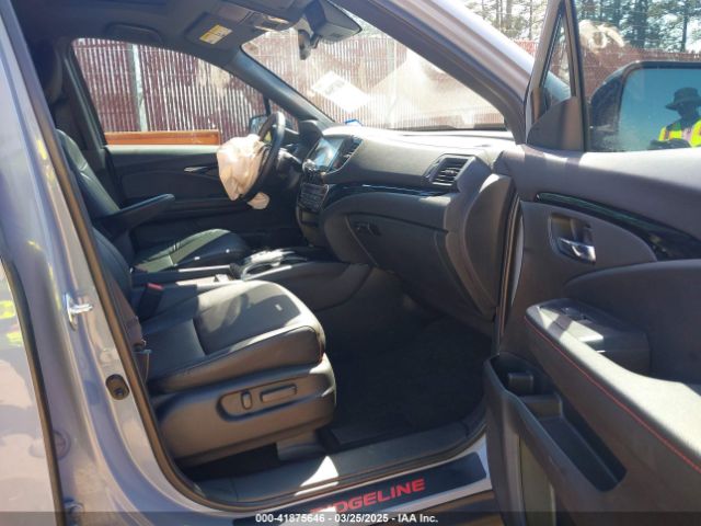 5FPYK3F83NB027821 Honda Ridgeline Black Edition