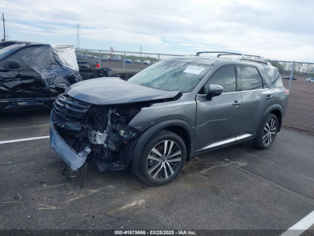 5N1DR3DH5RC249989 Nissan Pathfinder Platinum Fwd