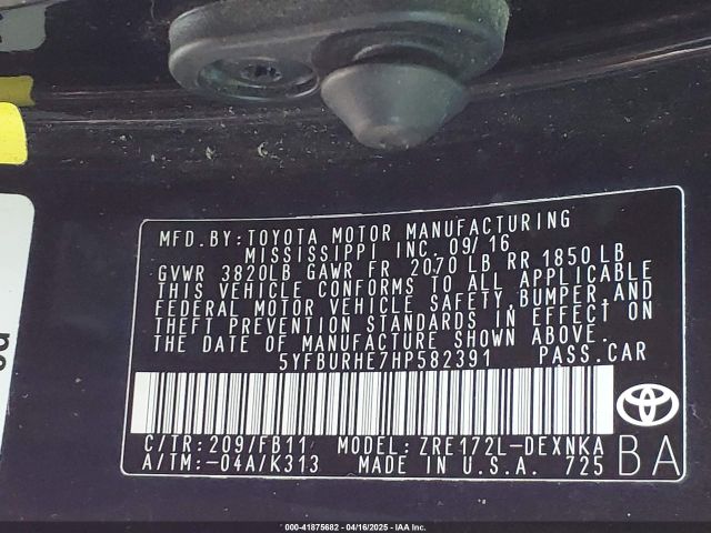 5YFBURHE7HP582391 Toyota COROLLA LE