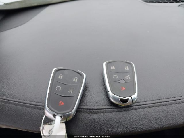 1GYKNBRS2HZ232241 Cadillac XT5 LUXURY