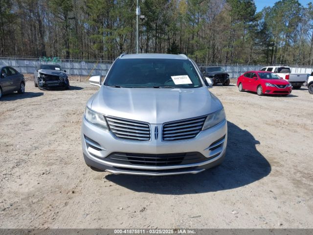 5LMCJ1C92HUL15471 Lincoln Mkc Premiere