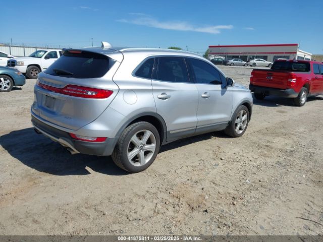 5LMCJ1C92HUL15471 Lincoln Mkc Premiere