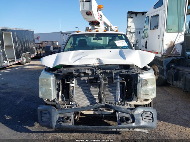 2015 Ford F-350 Chassis Xl მანქანა იყიდება აუქციონზე, vin: 1FDRF3G6XFEA88418, აუქციონის ნომერი: 41875822