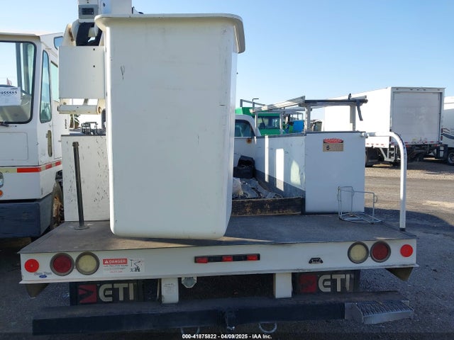 2015 Ford F-350 Chassis Xl მანქანა იყიდება აუქციონზე, vin: 1FDRF3G6XFEA88418, აუქციონის ნომერი: 41875822