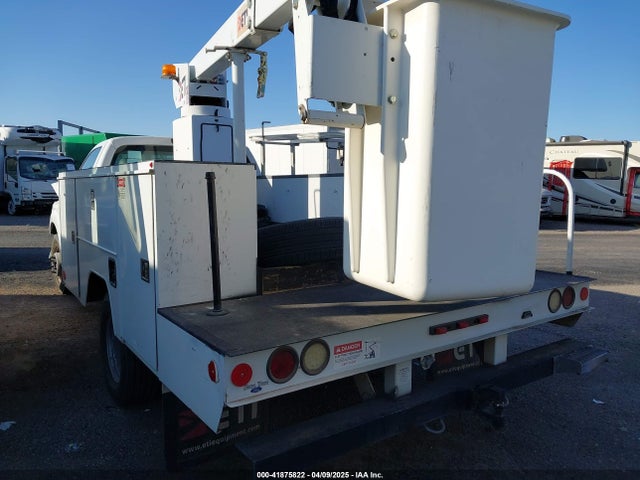 2015 Ford F-350 Chassis Xl მანქანა იყიდება აუქციონზე, vin: 1FDRF3G6XFEA88418, აუქციონის ნომერი: 41875822