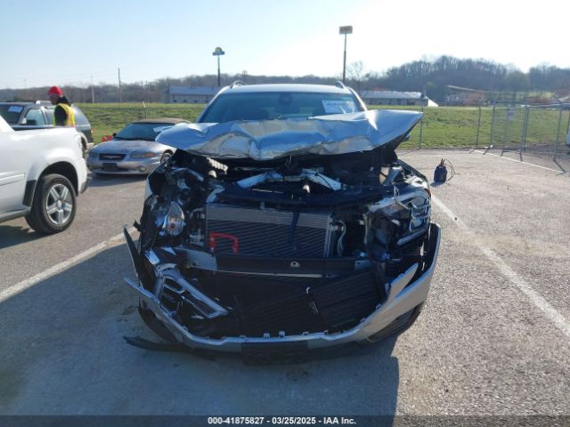 3GKALMEV9NL257678 GMC Terrain Fwd Sle