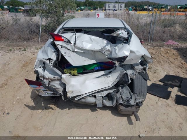 19XFC2F65KE014995 Honda Civic Lx