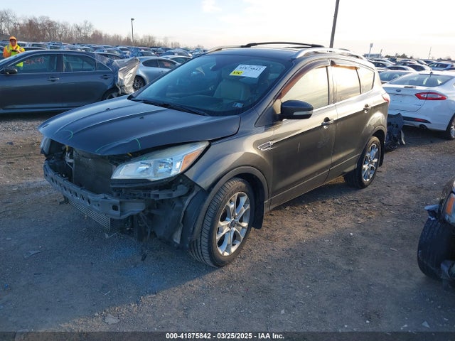 1FMCU9JX3GUB03171 Ford Escape Titanium