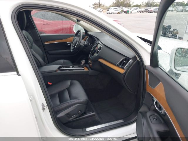 YV4102CK8N1856948 Volvo Xc90 T5 Momentum 7 Passenger