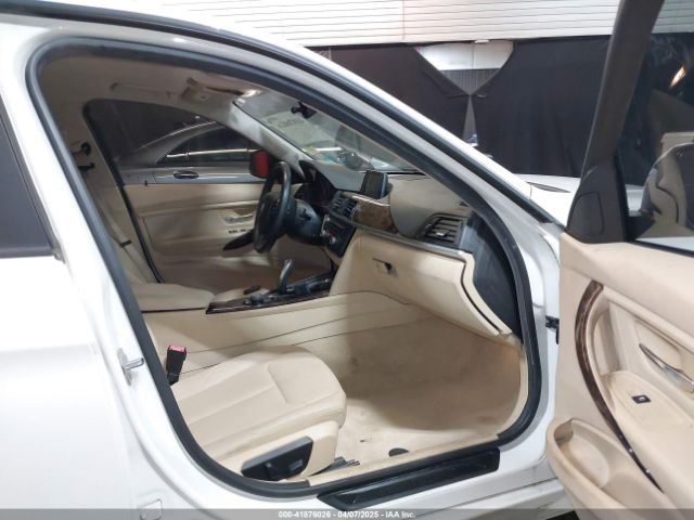 2015 BMW 320I WBA3B1G50FNT07918 Photo 4