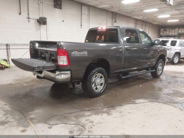 3C6UR5CJ3MG681322 RAM 2500 Tradesman  4x4 6'4 Box