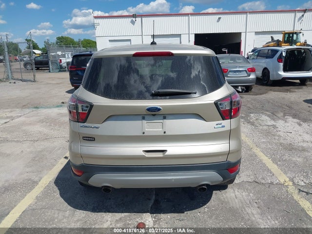 1FMCU9G91HUA59715 Ford ESCAPE SE