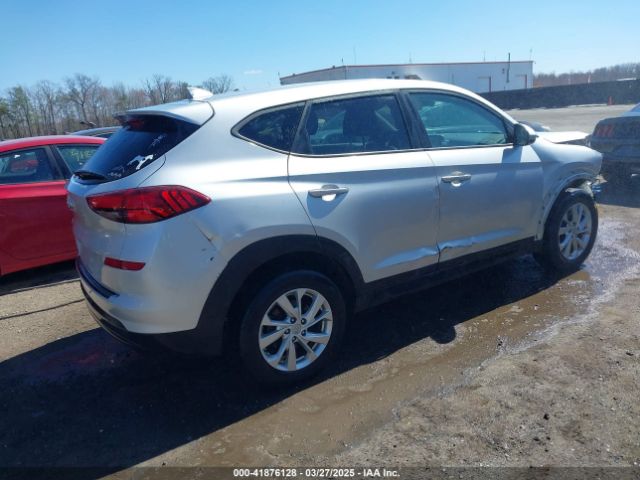 KM8J23A4XKU973704 Hyundai TUCSON SE