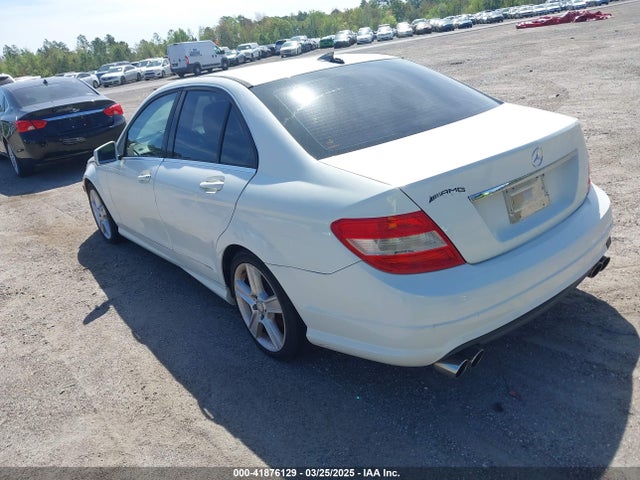 2011 Mercedes-benz C 300 Luxury/sport მანქანა იყიდება აუქციონზე, vin: WDDGF5EB1BA468679, აუქციონის ნომერი: 41876129