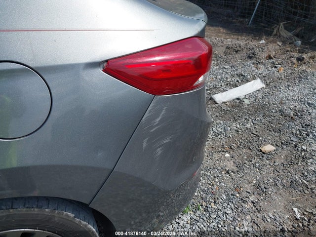 KMHD84LF1HU151446 Hyundai ELANTRA SE