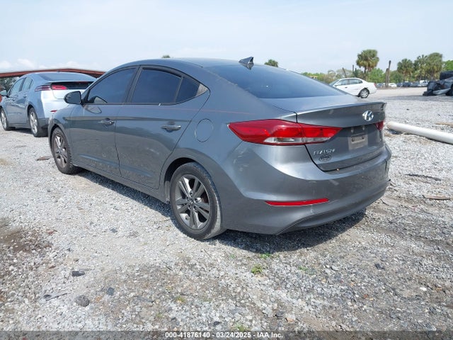 KMHD84LF1HU151446 Hyundai ELANTRA SE