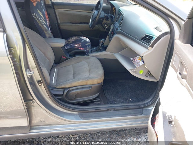 KMHD84LF1HU151446 Hyundai ELANTRA SE