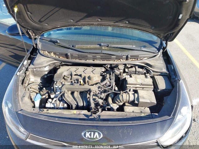 3KPA24AD9ME395011 KIA RIO LX