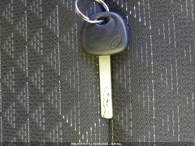 3KPA24AD9ME395011 KIA RIO LX
