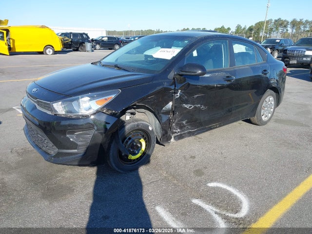 3KPA24AD9ME395011 KIA RIO LX