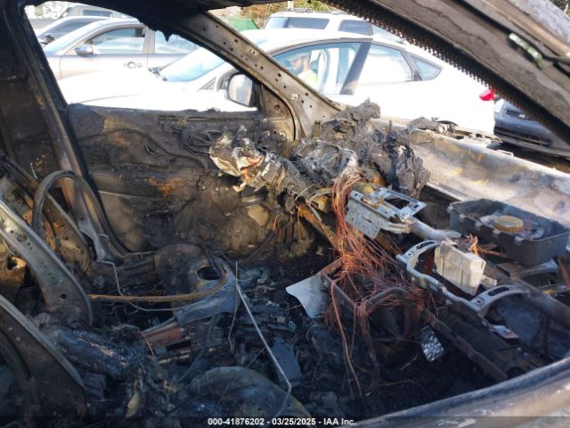 2019 JEEP CHEROKEE 1C4PJMCX4KD118110 Photo 4