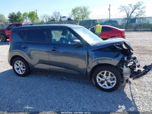KNDJ23AU8M7749031 KIA SOUL S