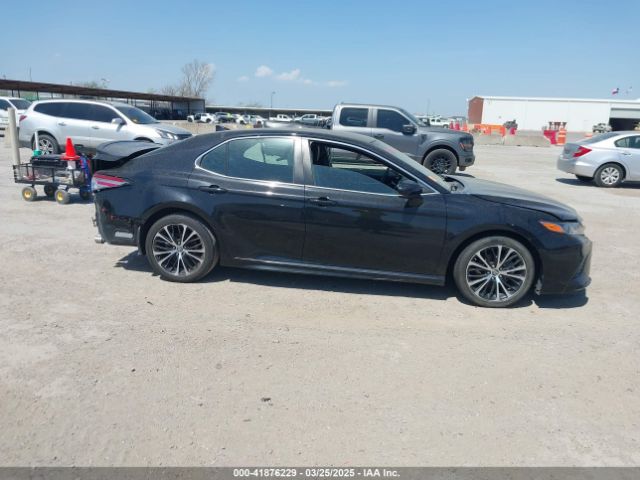 4T1B11HK6KU803209 Toyota CAMRY SE