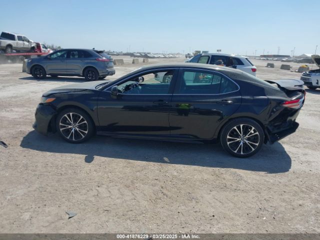 4T1B11HK6KU803209 Toyota CAMRY SE