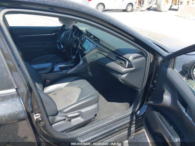 4T1B11HK6KU803209 Toyota CAMRY SE