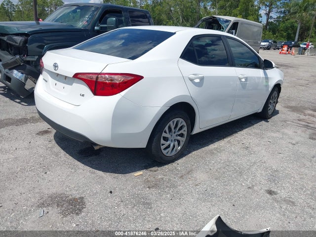 2T1BURHE5JC049431 Toyota COROLLA LE