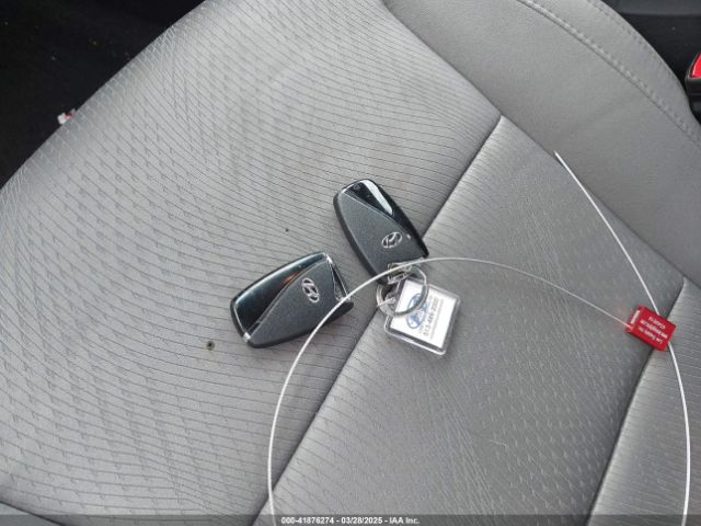 5XYZU3LB9JG545734 Hyundai Santa Fe Sport 2.4l