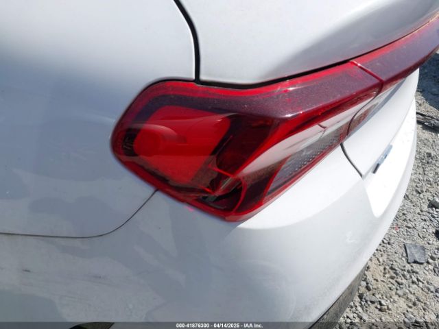 5XXG14J2XMG069432 KIA K5 LXS